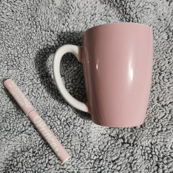 Las Vegas Princess Mug and Pen - Picture 3 of 4
